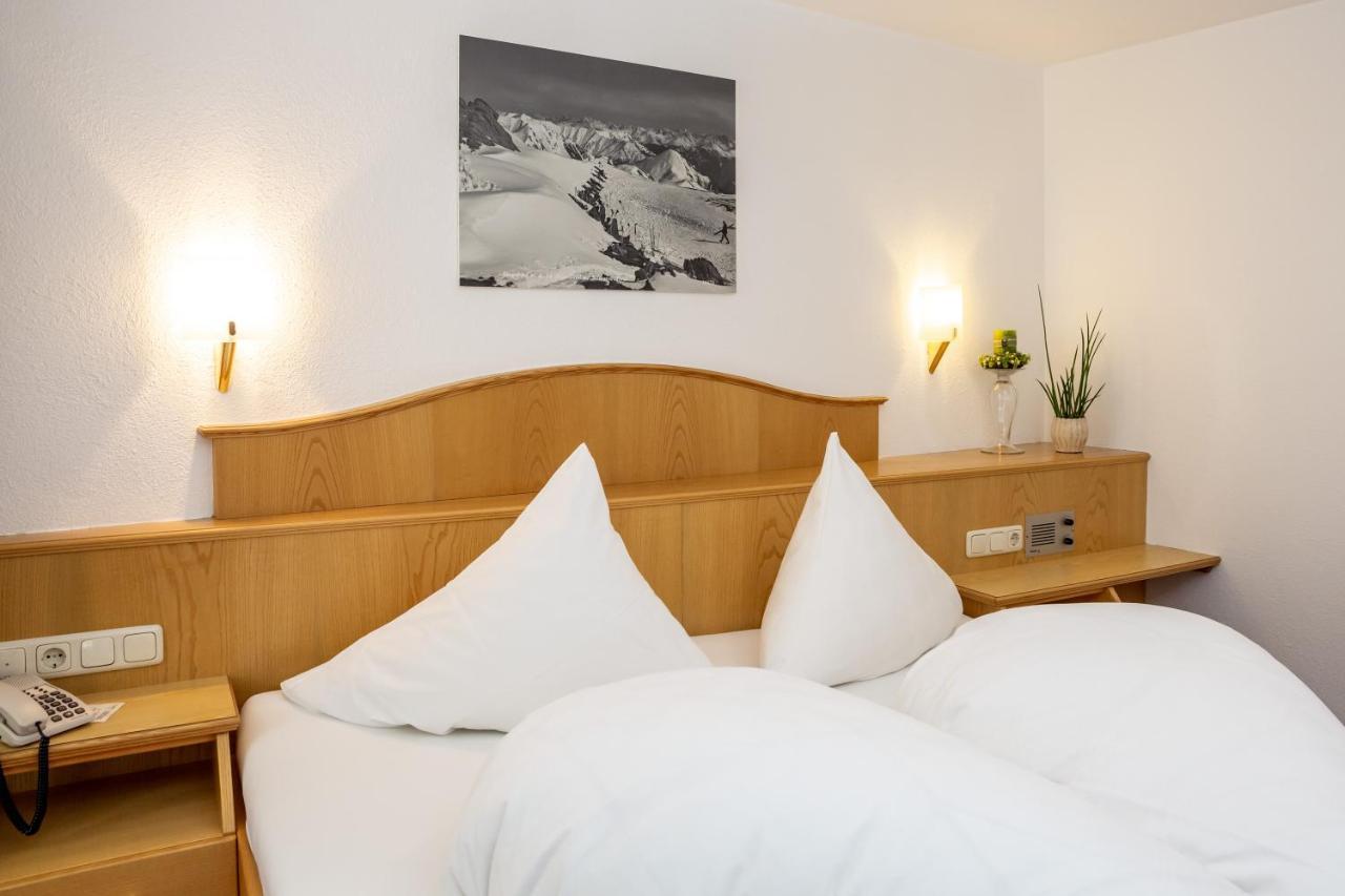 Hotel Garni Tyola 이스크글 외부 사진